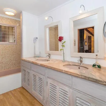 Amazing In Puerto De Pollensa With 4 Bedrooms, Private Swimming Pool And Outdoor Swimming Pool